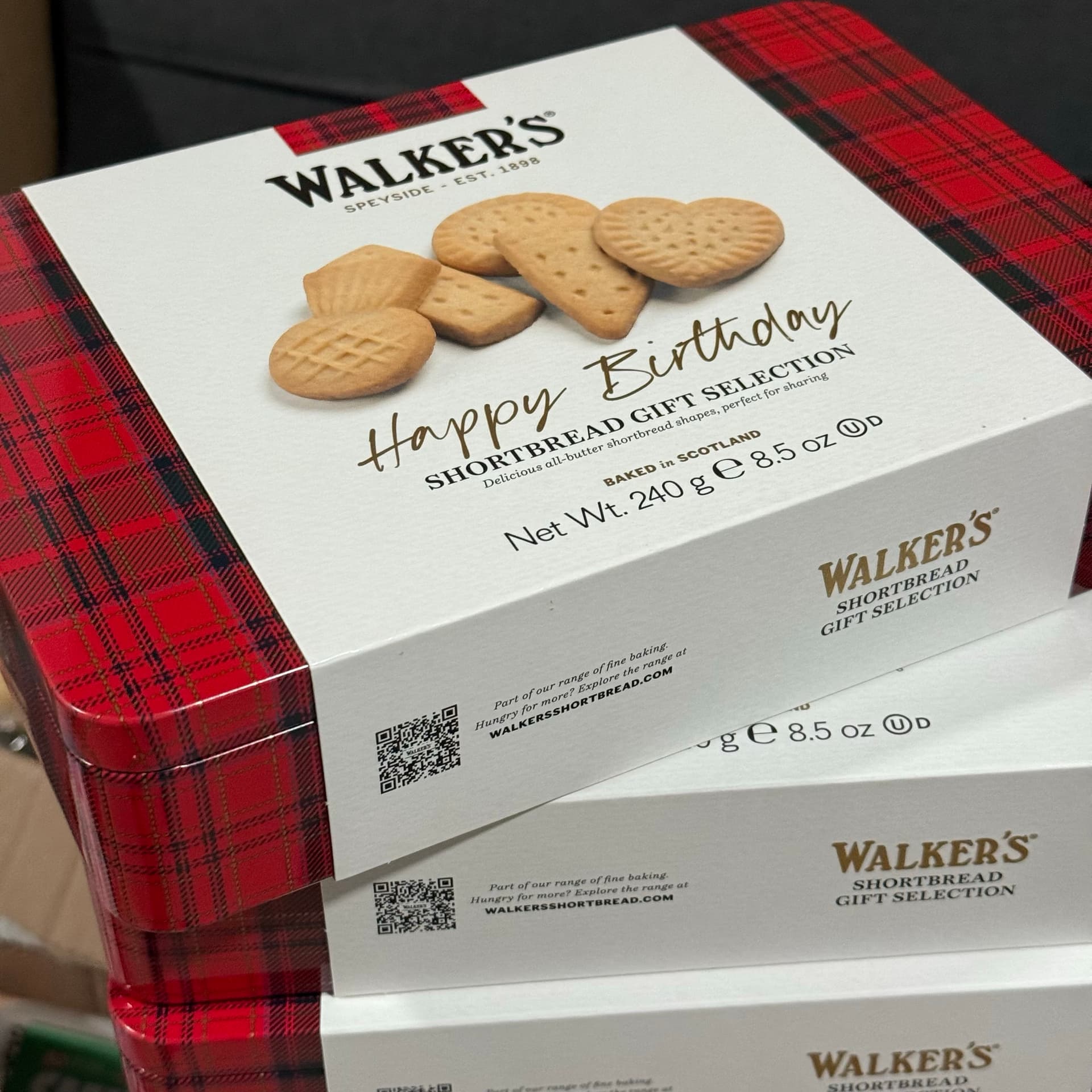 Walker’s Happy Birthday Assorted Shortbread Tin